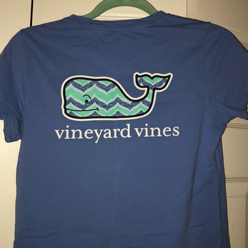 Vineyard Vines pocket tee